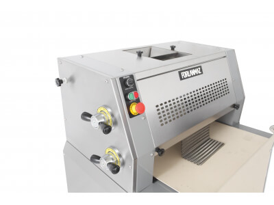 Uzun Şekil Verme Makinesi (650)